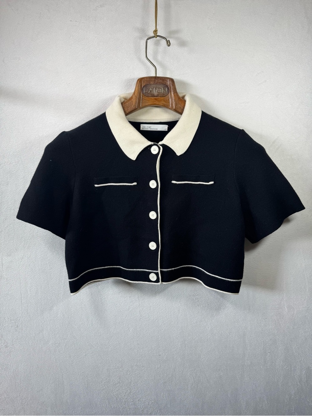 OAK + FORT Black Short-Sleeve Button-Down Top with White Collar Small - Picture 4 of 10